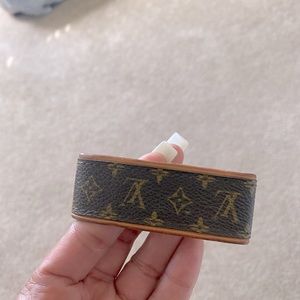 authentic Louis Vuitton small women’s bracelet